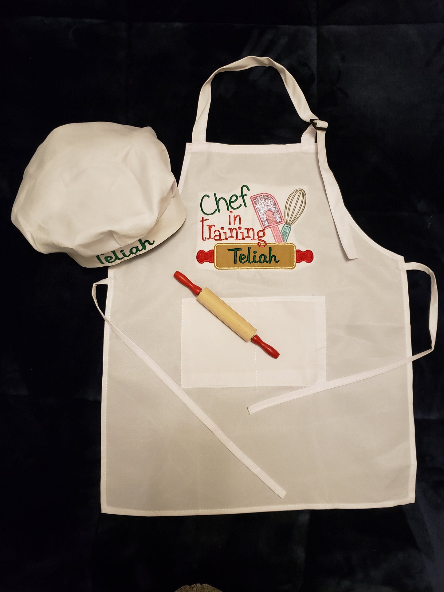 Aprons/Chef hat for kids, Personalized, embroidery