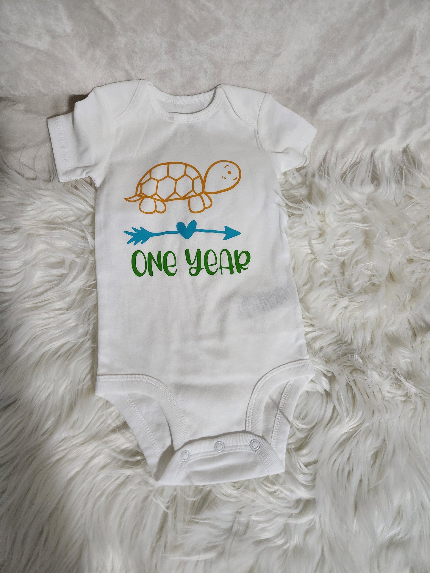 Baby milestone bodysuit and prop blanket giftset, outfit for baby, woodland theme, personalized